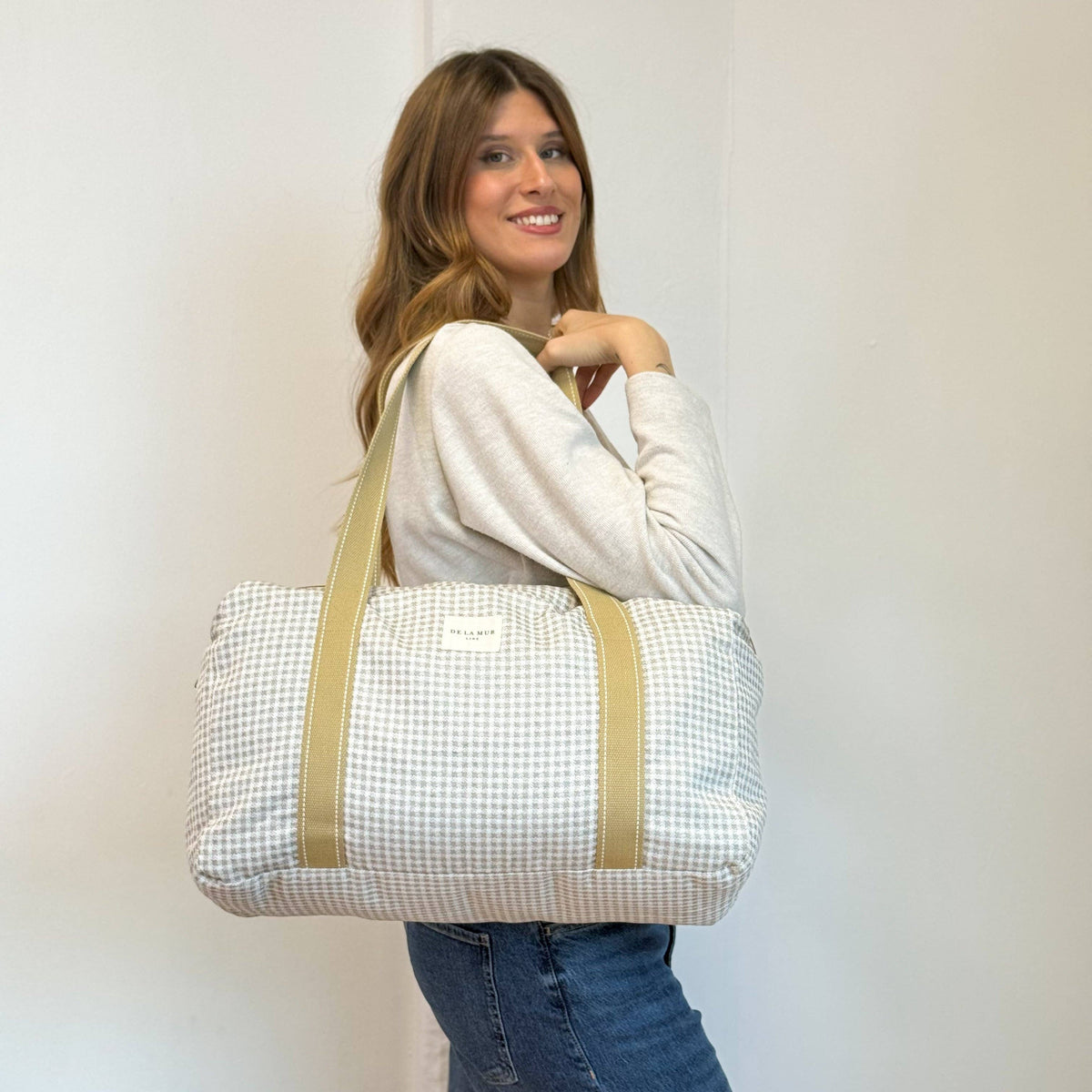 Gingham Jacquard Sports Bag – Beige & Ecru (Vison)