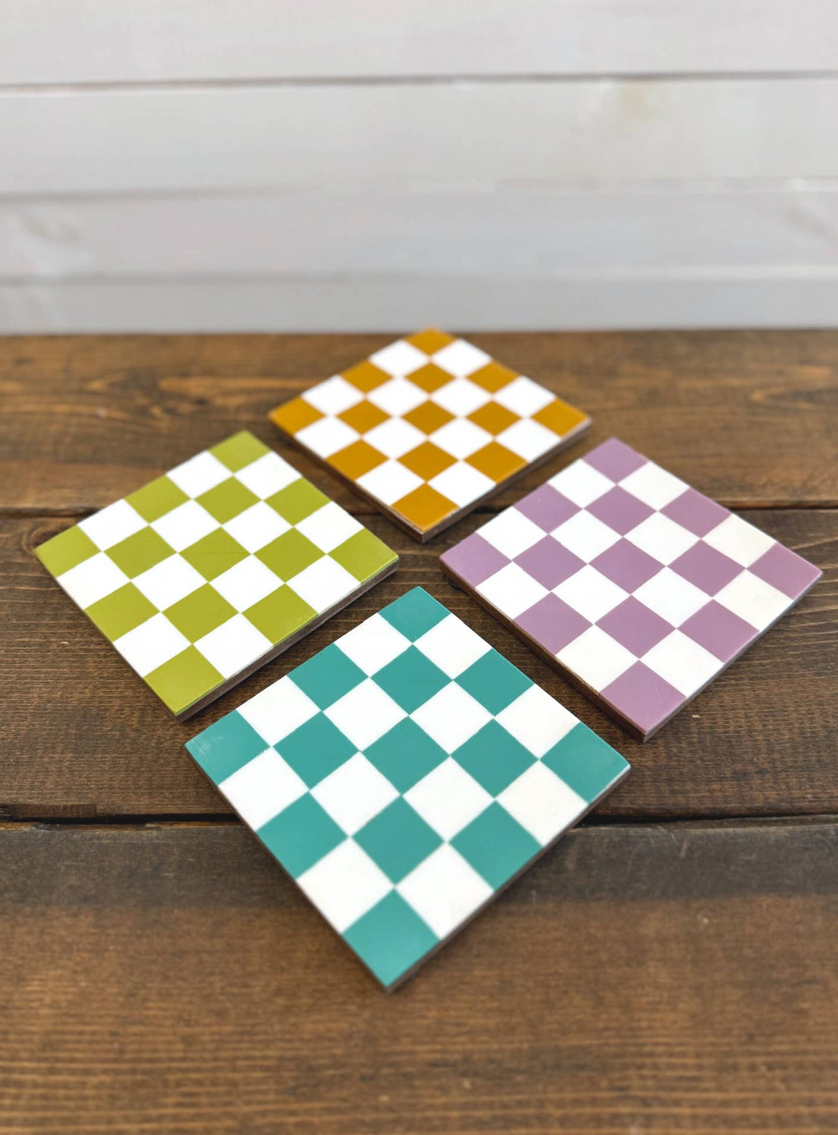 Checkered Coasters Colored with Stand