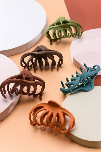 OVER SIZED SLICKED BACK HAIR CLAW CLIPS | 40H429