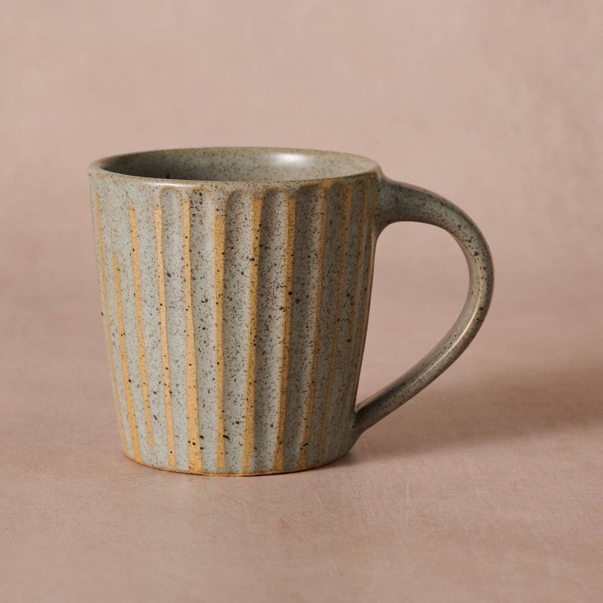 Sundara Fluted Ceramic Mug - Gray