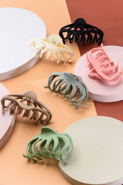 OVER SIZED SLICKED BACK HAIR CLAW CLIPS | 40H429