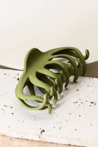 OVER SIZED SLICKED BACK HAIR CLAW CLIPS | 40H429